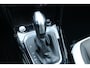 Volkswagen T-Roc 1.5 TSI Sport Navi / Climate / Stoelverwarming / Panodak / Apple car play / Beats audio