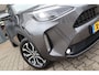 Toyota Yaris Cross 1.5 Hybrid Dynamic | All Seasons | Blindspot | Stuur en Stoelver