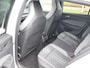 Volkswagen Golf 1.5 eTSI 131 pk DSG R-Line Business+ | Panorama dak | Trekhaak | Stoel + Stuurverwarming | ACC | LED | App Connect | Sfeerverlichting |