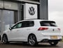 Volkswagen Golf 1.5 eTSI 131 pk DSG R-Line Business+ | Panorama dak | Trekhaak | Stoel + Stuurverwarming | ACC | LED | App Connect | Sfeerverlichting |