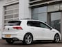 Volkswagen Golf 1.5 eTSI 131 pk DSG R-Line Business+ | Panorama dak | Trekhaak | Stoel + Stuurverwarming | ACC | LED | App Connect | Sfeerverlichting |