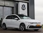 Volkswagen Golf 1.5 eTSI 131 pk DSG R-Line Business+ | Panorama dak | Trekhaak | Stoel + Stuurverwarming | ACC | LED | App Connect | Sfeerverlichting |