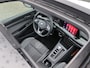 Volkswagen Golf 1.5 eTSI 131 pk DSG R-Line Business+ | Panorama dak | Trekhaak | Stoel + Stuurverwarming | ACC | LED | App Connect | Sfeerverlichting |