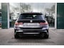 BMW 3-Serie Touring 330e High Executive | M Sportpakket | Trekhaak | Panorama dak | Elektrisch verstelbare stoelen | Comfort Acces | Head-Up Display