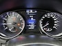 Nissan Qashqai 1.2 N-Vision | Cruise control | Navigatie | Camera | Trekhaak