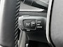 Peugeot 208 Allure Pack 100pk | Navigatie via Apple Carplay / Android Auto | Achteruitrijcamera | 3D Cockpit | Climate Control | Adaptieve Cruise Control | Stoelverwarming | Parkeersensoren | Stof/kunstleder | Keyless | DAB+ radio | Led koplampen | Donker getint glas | 16" lichtmetalen velgen |