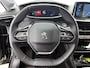 Peugeot 208 Allure Pack 100pk | Navigatie via Apple Carplay / Android Auto | Achteruitrijcamera | 3D Cockpit | Climate Control | Adaptieve Cruise Control | Stoelverwarming | Parkeersensoren | Stof/kunstleder | Keyless | DAB+ radio | Led koplampen | Donker getint glas | 16" lichtmetalen velgen |