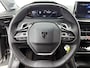 Peugeot 208 Allure Hybrid 110pk Automaat | Navigatie | Climate Control | Cruise Control | Parkeersensoren v+a | Armsteun | Digitaal instrumentenpaneel | Draadloze Apple Carplay / Android Auto | DAB+ radio | All seasonbanden | Led koplampen | Donker getint glas | 16" lichtmetalen velgen |