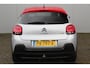 Citroën C3 1.2-110pk Shine. Erg nette en goed onderhouden Citroën C3. Two tone color. Autm. airco, trekhaak, All Season banden rondom, camera, cruise control, telefoonvoorb., navigatie, LM wielen, parkeersensoren etc.