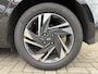 Hyundai i20 1.0 T-GDI Comfort Smart / Apple Carplay / Cruise Control / Navigatie / Achteruitrijcamera / Bluetooth / Dode Hoek Detectie / NAP Logisch