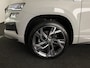 Skoda Karoq 1.5 TSI ACT Sportline Business 150pk | Wegklapbare trekhaak | Navigatie via APP | Verlengde garantie | Verwambare stoelen voor en achter