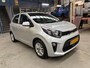 Kia Picanto 1.0 DPi AMT 67pk 4-zits DynamicLine | Apple carplay / Android auto | Camera | Cruise control | All season banden | NAP | Rijklaar prijs!