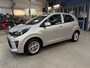 Kia Picanto 1.0 DPi AMT 67pk 4-zits DynamicLine | Apple carplay / Android auto | Camera | Cruise control | All season banden | NAP | Rijklaar prijs!
