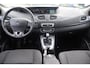 Renault Grand Scenic 1.5 dCi Limited 7p. Navigatie, Cruise control, 7 Persoons, Climate control