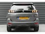 Peugeot 5008 1.2 PURETECH 130PK ALLURE PACK AUTOMAAT | 2 stoelen op derde rij | Airco (automatisch) | Apple Carplay/Android Auto|telefoonintegratie premium