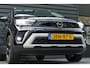 Opel Crossland 1.2 TURBO 110PK ULTIMATE Alcantara | Camera | Carplay | Parkeersensoren Rondom | Climate Control | 17" Lichtmetaal | Camera  | Achteruitrijcamera | Apple Carplay/Android Auto|telefoonintegratie premium | Bluetooth telefoonvoorbereiding