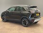 Opel Crossland 1.2 TURBO 110PK ULTIMATE Alcantara | Camera | Carplay | Parkeersensoren Rondom | Climate Control | 17" Lichtmetaal | Camera  | Achteruitrijcamera | Apple Carplay/Android Auto|telefoonintegratie premium | Bluetooth telefoonvoorbereiding