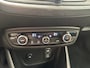 Opel Crossland 1.2 TURBO 110PK ULTIMATE Camera | Alcantara | Dode Hoek | Clima | Navigatie | 17 LMV | Keyless | Carplay | Cruise | LED | Getint glas | | Achteruitrijcamera | Afwijkende dakkleur | Apple Carplay/Android Auto|telefoonintegratie premium