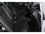 Volvo V60 2.0 T8 Twin Engine AWD Momentum Pro / Pilot assist / HUD / HK / Trekhaak