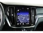 Volvo V60 2.0 T8 Twin Engine AWD Momentum Pro / Pilot assist / HUD / HK / Trekhaak