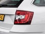 Skoda Octavia Combi 1.5 TSI 150 PK DSG Sport Panoramadak Sportstoelen Leder LED ACC Trekhaak Camera Apple Carplay Android Auto DAB Navigatie Stoelverwarming 18"