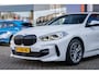 BMW 1-Serie 118i Business Edition | M pakket | Pano | Apple Carplay/Android Auto | Stoel verwarming | Clima | Navi | Apple Carplay/Android Auto|telefoonintegratie premium | Electronic climate controle | Elektrisch glazen panorama-dak