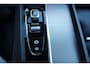 Volvo V60 2.0 T5 Momentum Aut/Navi/Cruise/Climate control/Park.sensoren/Digitaal dashboard