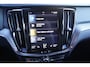 Volvo V60 2.0 T5 Momentum Aut/Navi/Cruise/Climate control/Park.sensoren/Digitaal dashboard