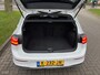 Volkswagen Golf 1.5 eTSI Style pano dak R- line optiek