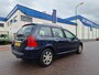Peugeot 307 SW 1.6-16V Premium 7p. PANO NAVI PSENSOR CRUISE