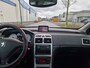 Peugeot 307 SW 1.6-16V Premium 7p. PANO NAVI PSENSOR CRUISE