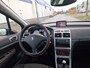 Peugeot 307 SW 1.6-16V Premium 7p. PANO NAVI PSENSOR CRUISE