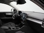 Volvo XC40 T4 Plus Bright Plug In Hybrid 211pk Dealer O.H. PHEV | Trekhaak Af Fabriek | Camera | Harman / Kardon | Sportstoelen Memory & Verwarmd | Keyless | Stuur Verwarmd | Apple Carplay | Virtual | Navigatie | DAB |