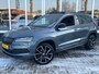 Skoda Karoq 1.5 TSI ACT Style Sportline | Pano | Elektrische Trekhaak | Parkeer Camera | Stoelverwarming