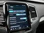 Volvo XC90 T8 Recharge AWD Plus Dark 7 Persoons LONG RANGE PHEV 455pk Dealer O.H. | Trekhaak Af Fabriek | Panodak | Adaptive Cruise | Camera | Harman / Kardon | Lederen Sportstoelen Memory & Verwarmd | Google Assistent | Stuur Verwarmd | Keyless | Blis | 22"L.M | Plug In H