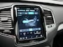 Volvo XC90 T8 Recharge AWD Plus Dark 7 Persoons LONG RANGE Plug In Hybrid 455pk Dealer O.H. PHEV | Trekhaak Af Fabriek | Panodak | Adaptive Cruise | Camera | Harman / Kardon | Lederen Sportstoelen Memory & Verwarmd | Google Assistent | Stuur Verwarmd | Keyless | Blis | 22"L.M |
