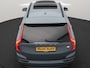Volvo XC90 T8 Recharge AWD Plus Dark 7 Persoons LONG RANGE Plug In Hybrid 455pk Dealer O.H. PHEV | Trekhaak Af Fabriek | Panodak | Adaptive Cruise | Camera | Harman / Kardon | Lederen Sportstoelen Memory & Verwarmd | Google Assistent | Stuur Verwarmd | Keyless | Blis | 22"L.M |