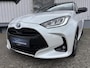 Toyota Yaris 1.5 Hybrid Executive Bi-Tone | HUD | JBL | Dodehoek