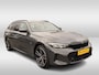 BMW 3-Serie Touring 330e xDrive M-Sport / Opendak / ACC / HUD / Trekhaak