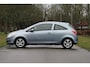 Opel Corsa 1.4-16V Enjoy / APK tot maart 2027 / Van pas 2e eigenaar / Sportvelgen / Cruise control / Elektrische ramen / enz.