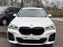 BMW X1 xDrive25e M Sport 220 PK PHEV | Plug-in Hybride | M pakket | Trekhaak | 19 inch | Camera | Sportstoelen | Stoelverwarming | Adaptive Led | Individual dakhemel | Elektrische achterklep