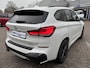 BMW X1 xDrive25e M Sport 220 PK PHEV | Plug-in Hybride | M pakket | Trekhaak | 19 inch | Camera | Sportstoelen | Stoelverwarming | Adaptive Led | Individual dakhemel | Elektrische achterklep