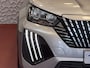 Peugeot 2008 1.2 HYBRID 145e ALLURE CARPLAY I-COCKPIT NAVI CAMERA ADAP.CRUISE ✅Top Auto's Wijchen , 30 Jaar Specialist in Peugeot : Alle Type's : Style / GT / GT-Line / Allure / Business / Active / Zowel PHEV / HEV / MHEV / Benzine ✅