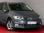 Volkswagen Touran 1.5 TSI 150PK 7P CAMERA CARPLAY NAVI LED ELEK.KLEP VIR.COCKPIT DODE.HOEK DET. STOELVERW KEYLESS 7P 7PERS 11/2024 ✅Top Auto's Wijchen , 30 Jaar Specialist in Volkswagen  : Alle Type's : R-Line Edition / Style / First Edition / Highline / Life , Zowel PHEV / HEV / MHEV / Benzine ✅