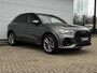 Audi Q3 45 TFSI e S edition | SOH 100% | S Line | Pano | Matrix | Sfeerverlichting | Camera | Zwart Optiek | Stoelverwarming | 19 inch |