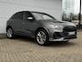 Audi Q3 45 TFSI e S edition | Pano | Matrix | Sfeerverlichting | Camera | Zwart Optiek | Stoelverwarming | 19 inch |