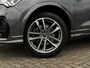 Audi Q3 45 TFSI e S edition | SOH 100% | S Line | Pano | Matrix | Sfeerverlichting | Camera | Zwart Optiek | Stoelverwarming | 19 inch |