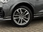 Audi Q3 45 TFSI e S edition | Pano | Matrix | Sfeerverlichting | Camera | Zwart Optiek | Stoelverwarming | 19 inch |