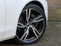 Volvo V90 2.0 T4 R-Design 12 MND garantie / Panoramadak / DAB+ / stuur ver