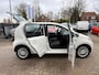 Volkswagen Up! 1.0 high up! BlueMotion / NAVIGATIE / LMV / 5 DEURS / ELEK. PAKKET